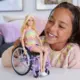 Barbie Fashionista Cadeira De Rodas Loira
