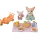 Sylvanian Families -  Conjunto Piquenique Ensolarado  Irmã e Bebe Raposas do Deserto